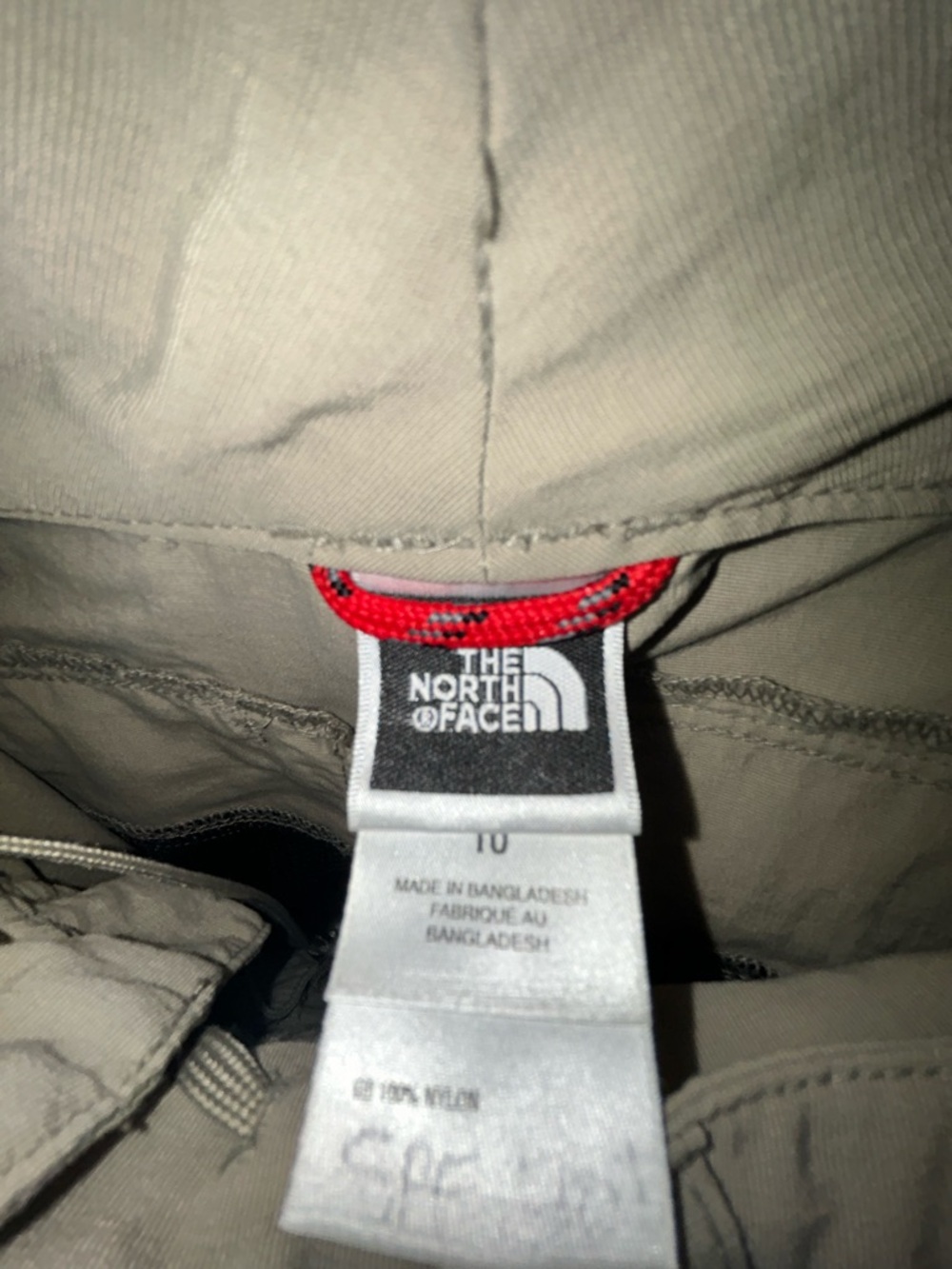 The North Face Women’s Tan Cargo Pants - Picture 4 of 7